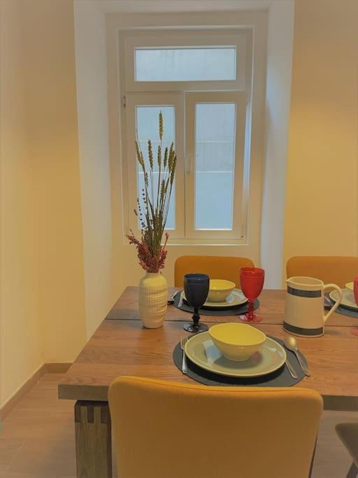 Charming Apartment With Pateo - Rituals&Routines ลิสบอน ภายนอก รูปภาพ